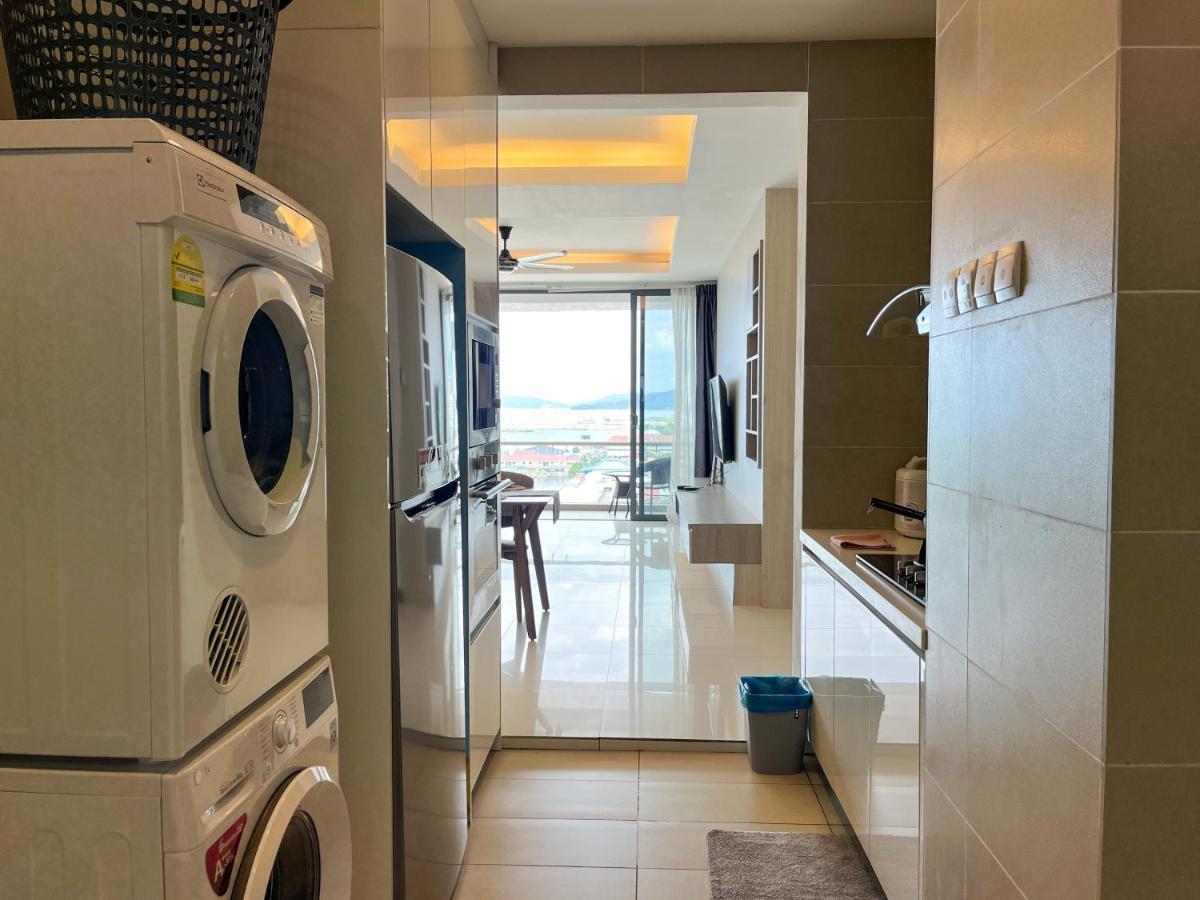 Pelagos Oceanus Waterfront Seaview Homestay Apartment Kota Kinabalu