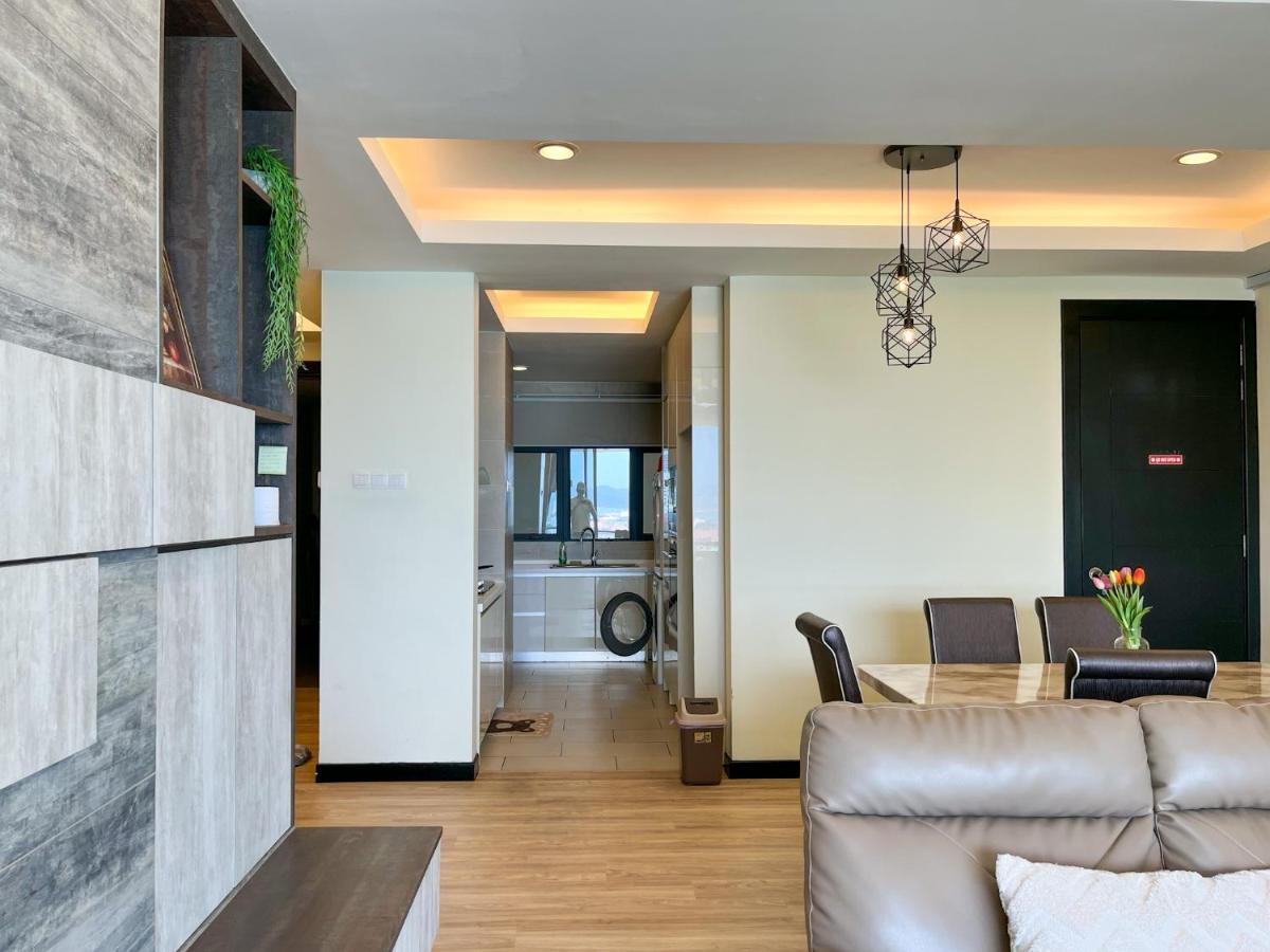 Apartment Pelagos Oceanus Waterfront Seaview Homestay